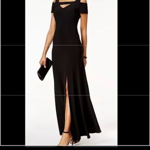 Like new! Worn once! Formal Black floor length dress size 8